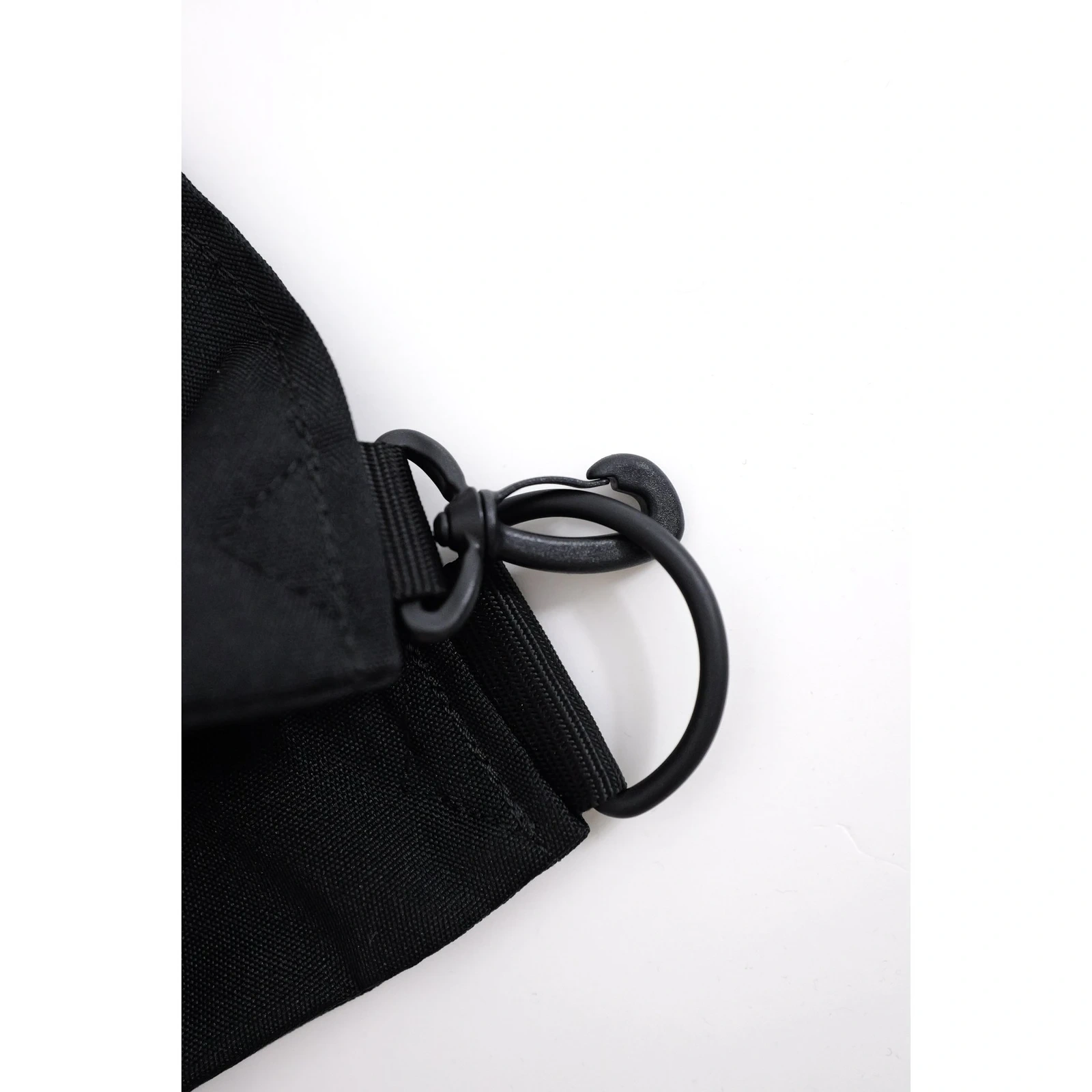 ISSEY MIYAKE Sac Noir vintage, passéist — photo 3