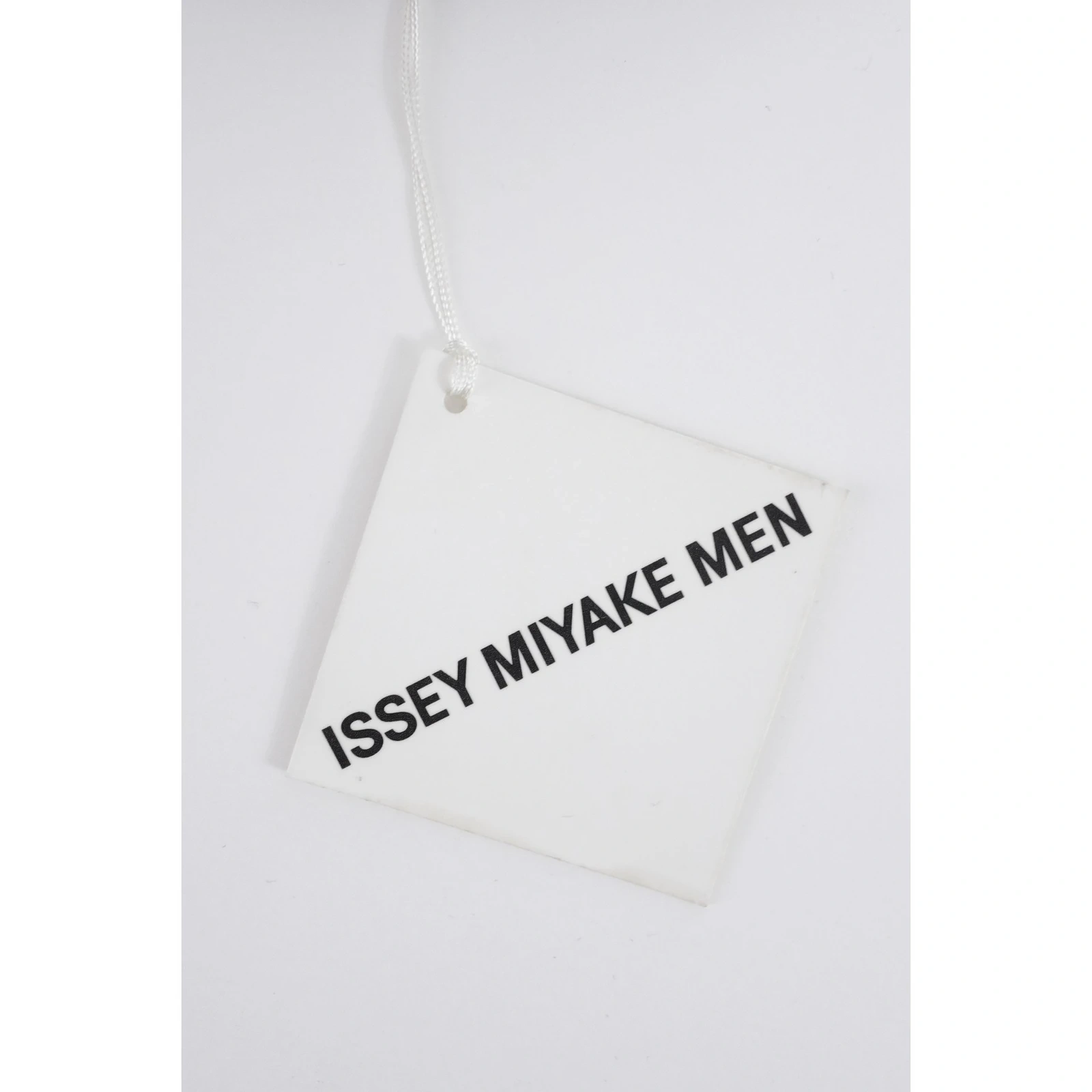 ISSEY MIYAKE Cravate Marine vintage, passéist — photo 3