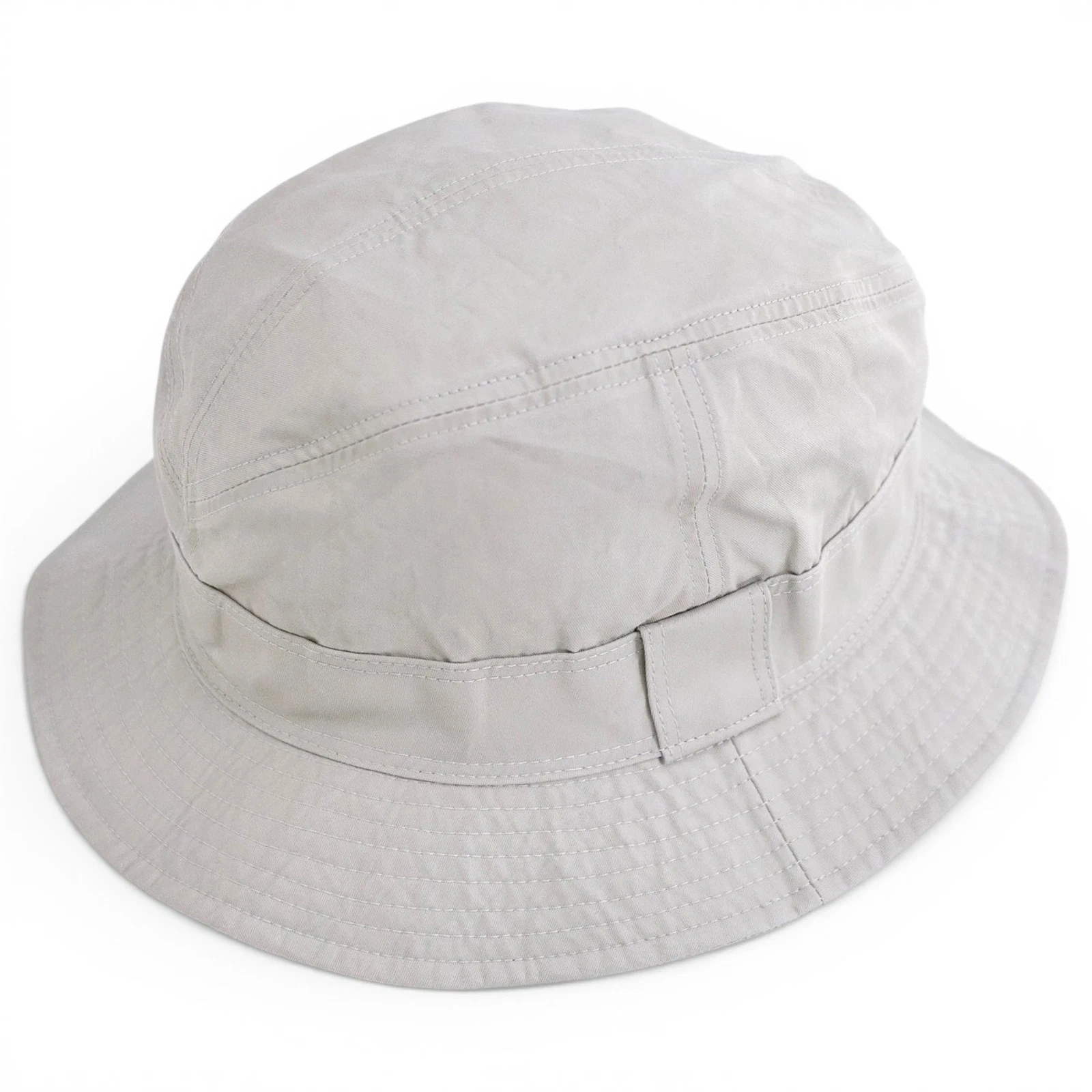 ISSEY MIYAKE Chapeau / bonnet Gris vintage, passéist — photo 1
