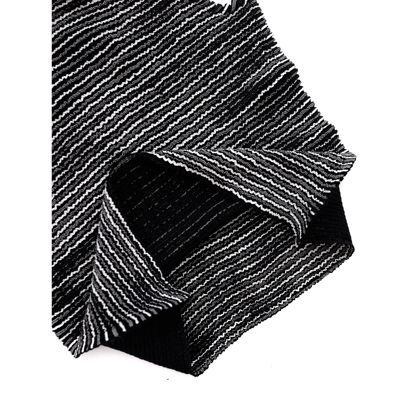 YOSHIKI HISHINUMA Blouse Noir vintage, passéist — photo 10