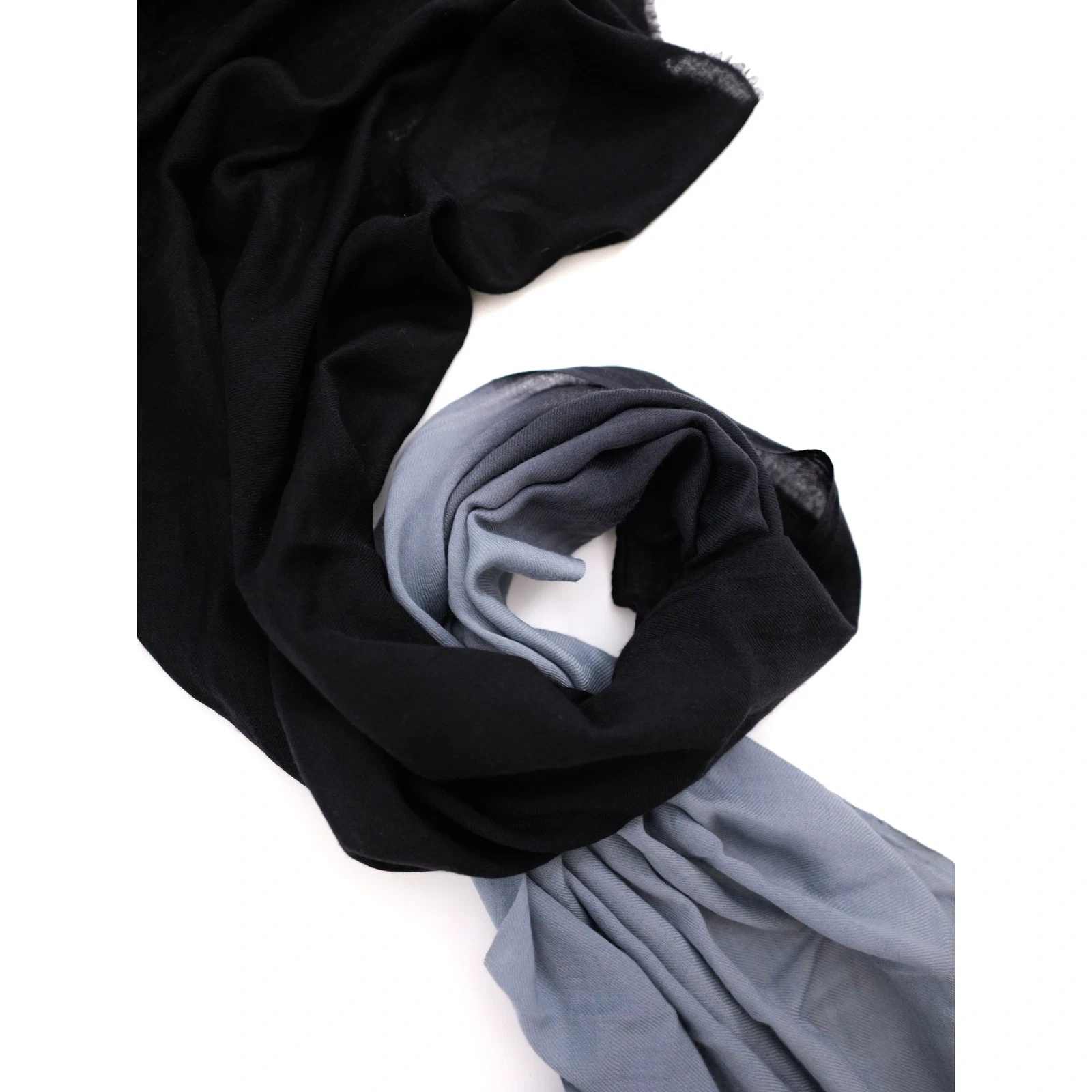 YOHJI YAMAMOTO Echarpe en laine Gris vintage, passéist — photo 12