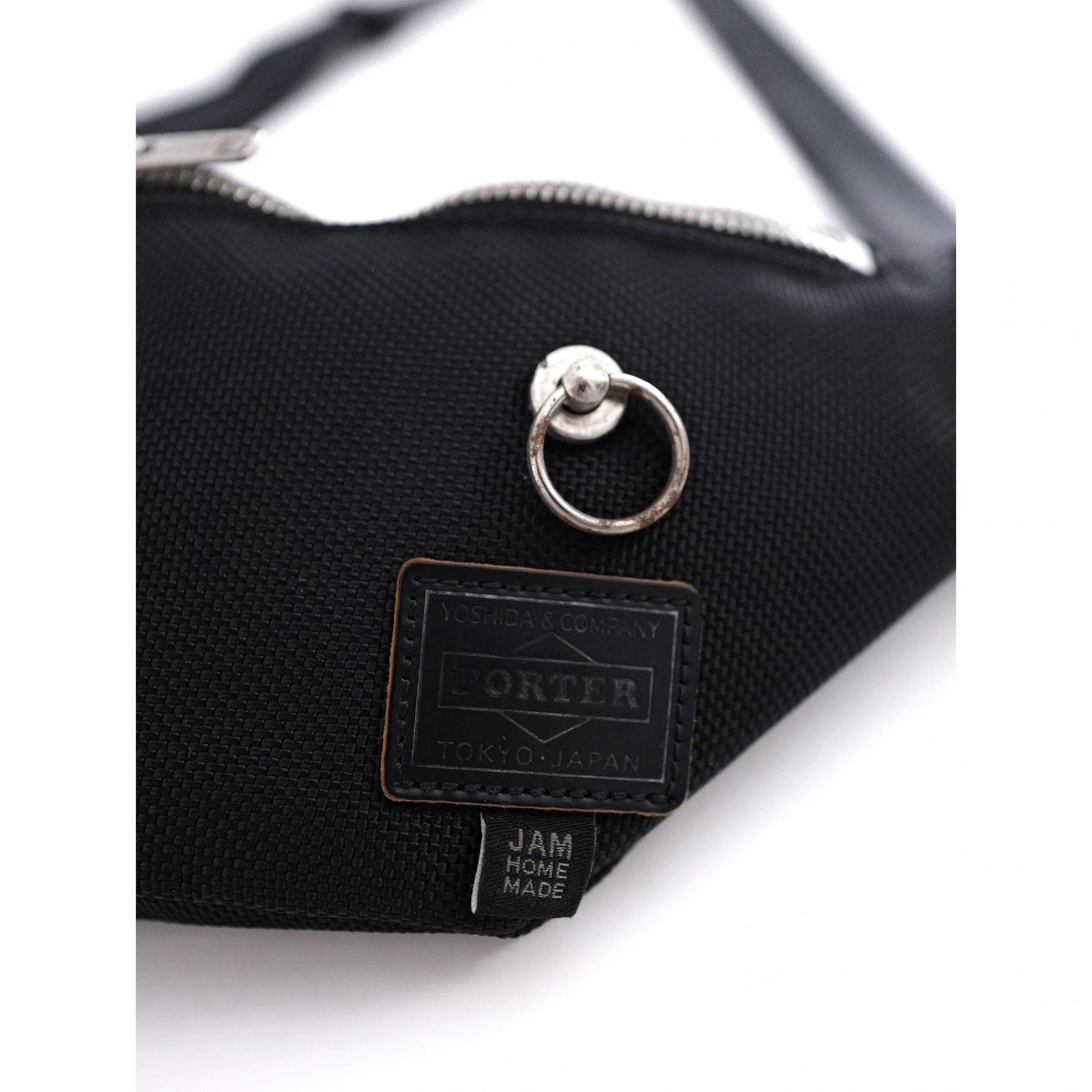 PORTER BY YOSHIDA KABAN Sac banane Noir vintage, passéist — photo 2