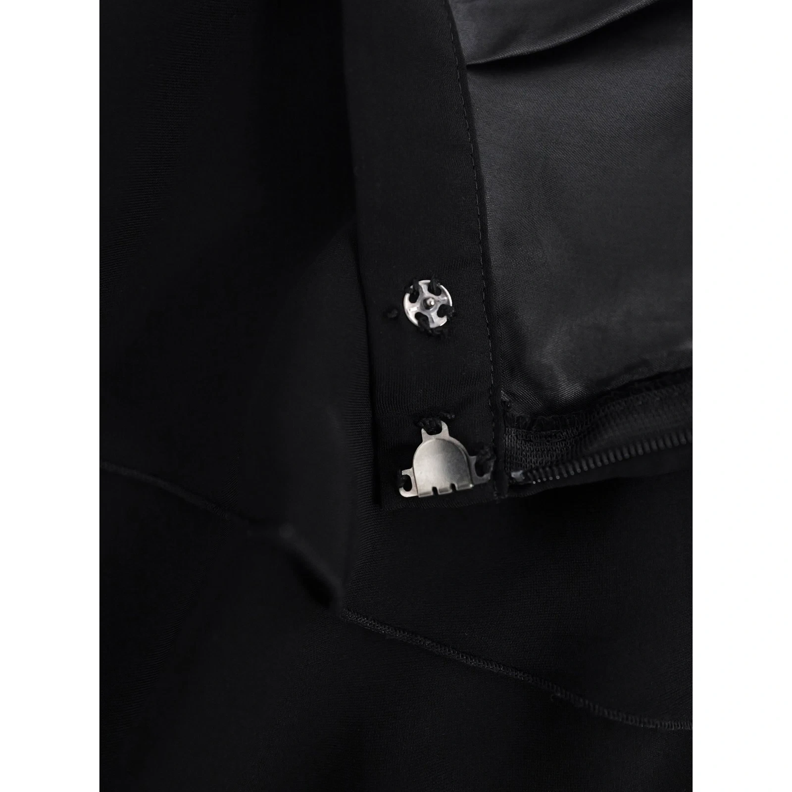 YOSHIKI HISHINUMA Jupe mi-longue Noir vintage, passéist — photo 6