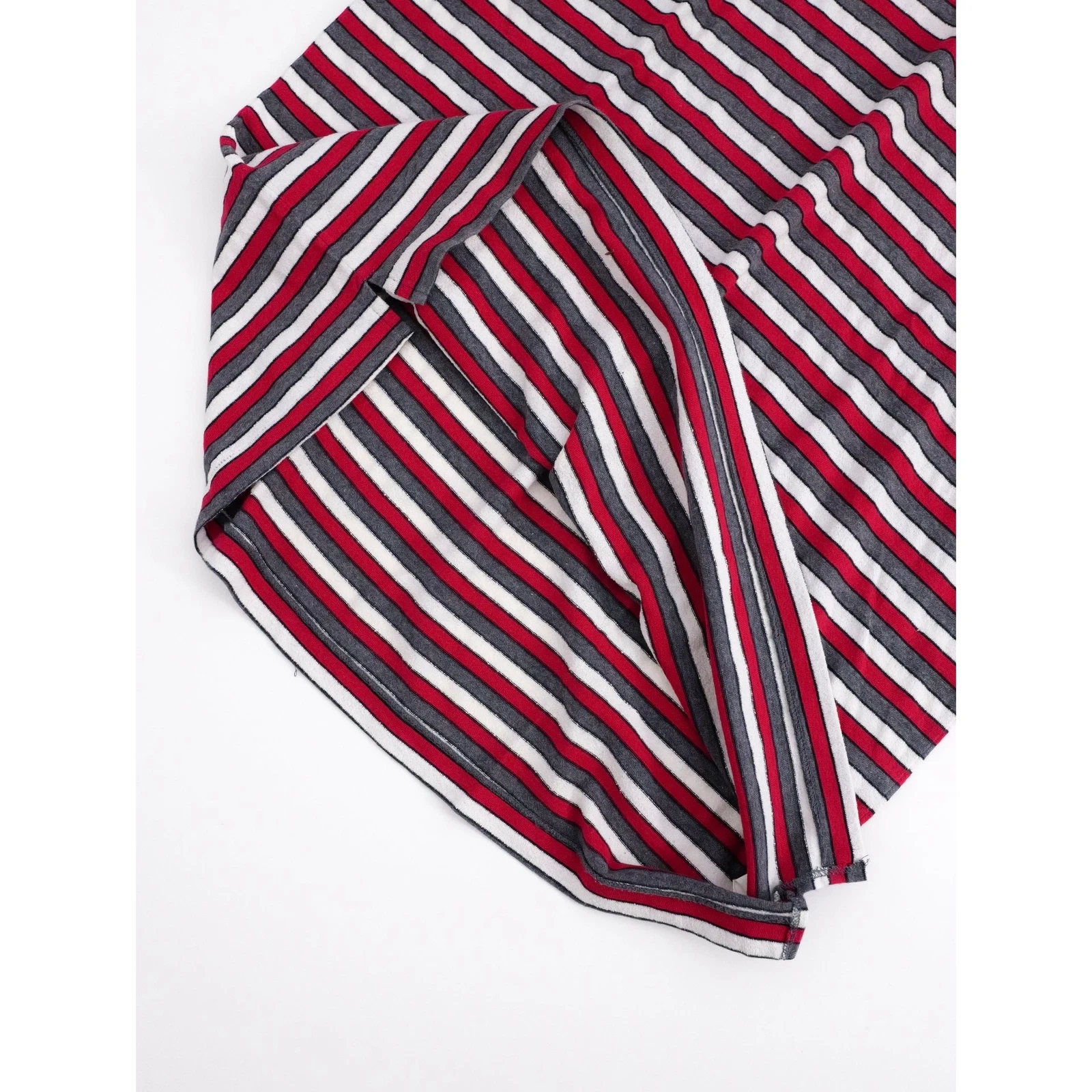 YOHJI YAMAMOTO Tee shirt Bordeaux vintage, passéist — photo 10